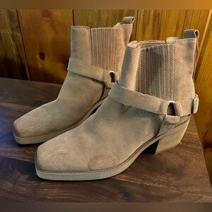 EUC- Sam Edelman Women's Suede Ankle Boots - Taupe